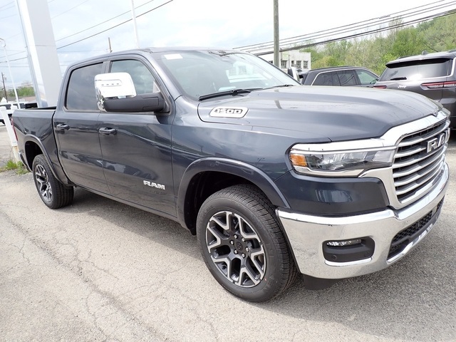 2025 Ram 1500 Laramie photo 8