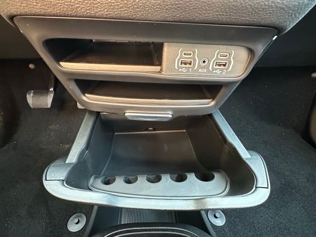 2025 Chrysler Pacifica photo 25