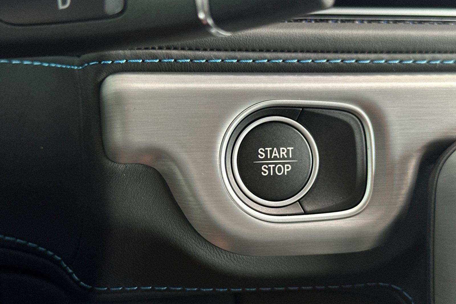 2025 Mercedes Benz G photo 18