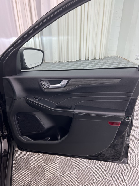 2023 Ford Escape Platinum photo 19