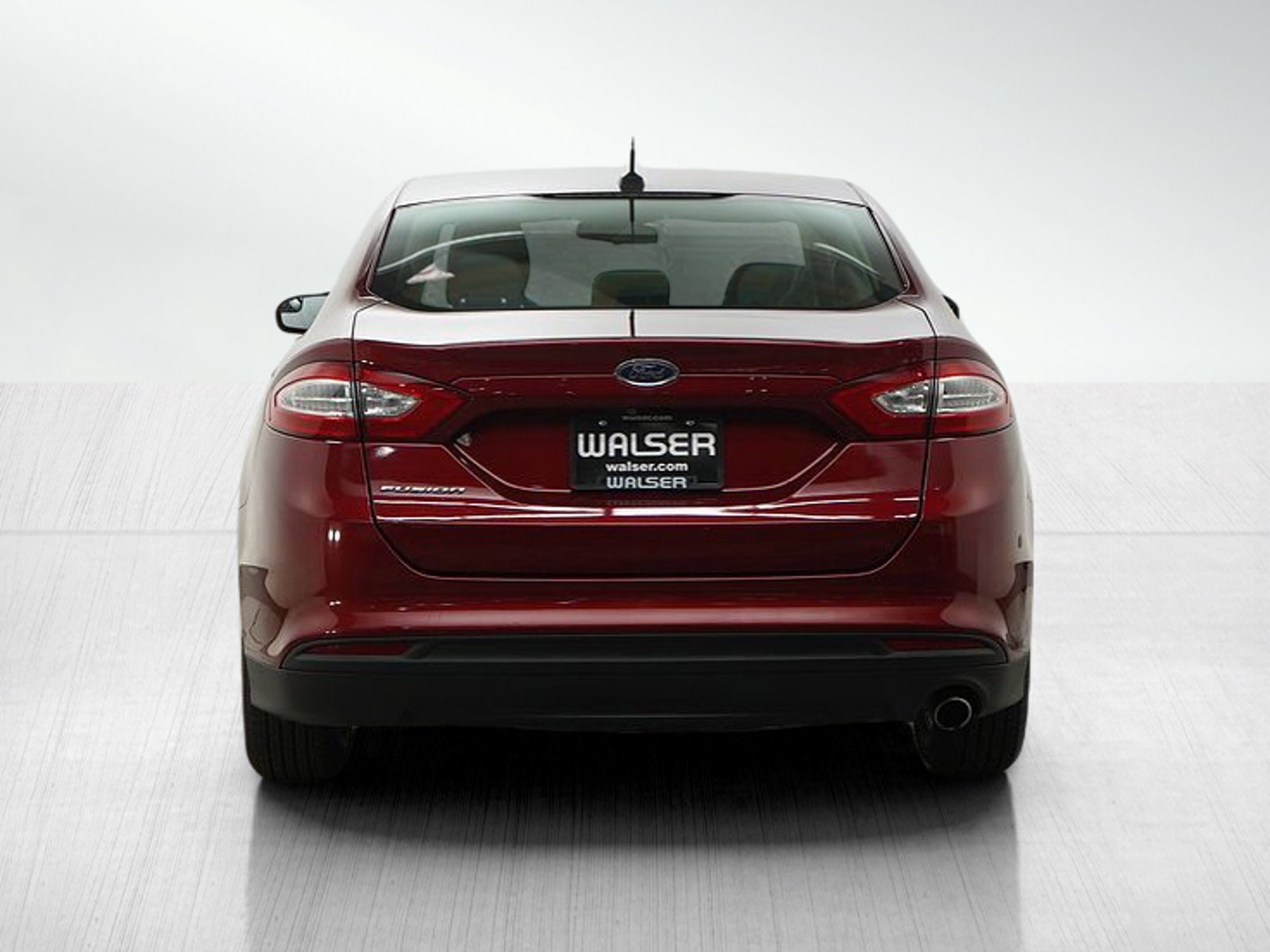 2015 Ford Fusion S photo 4