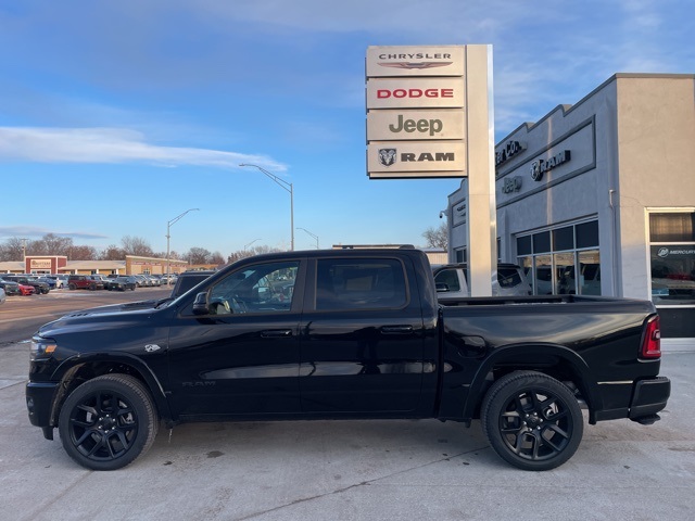 2026 RAM Ram 1500 Pickup Laramie's photo