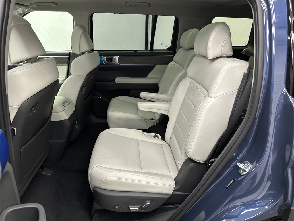 2026 Hyundai Santa Fe Limited photo 25
