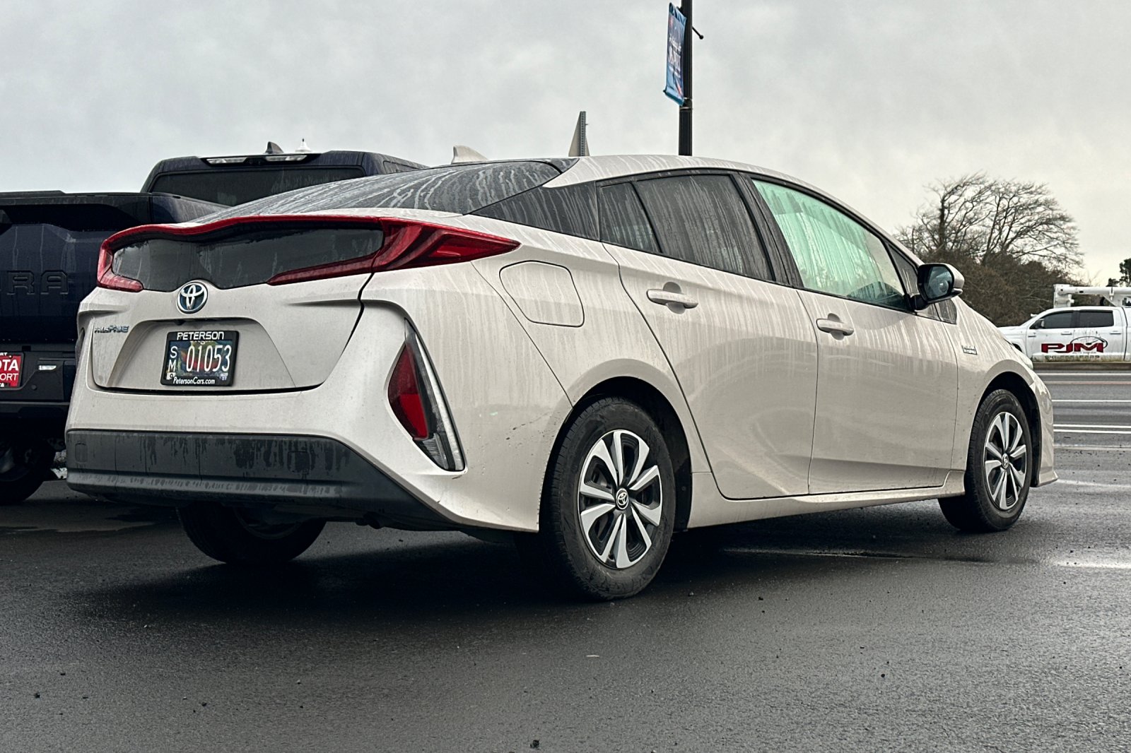 2019 Toyota Prius Prime Plus photo 3