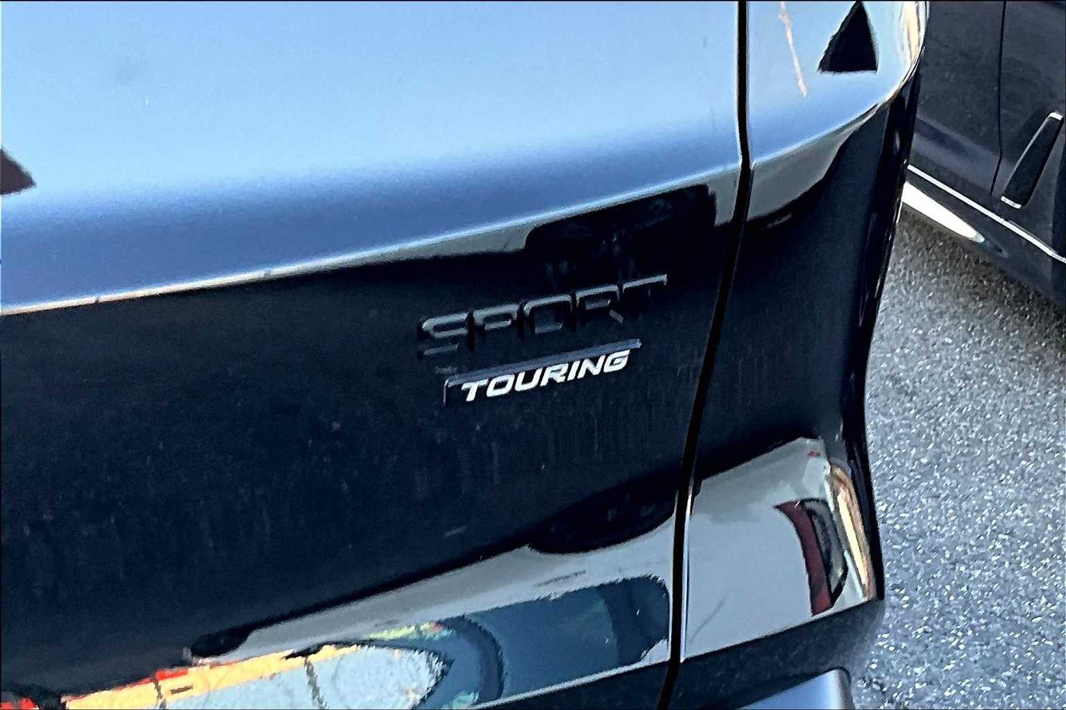 2026 Honda CR-V Hybrid Sport Touring photo 9