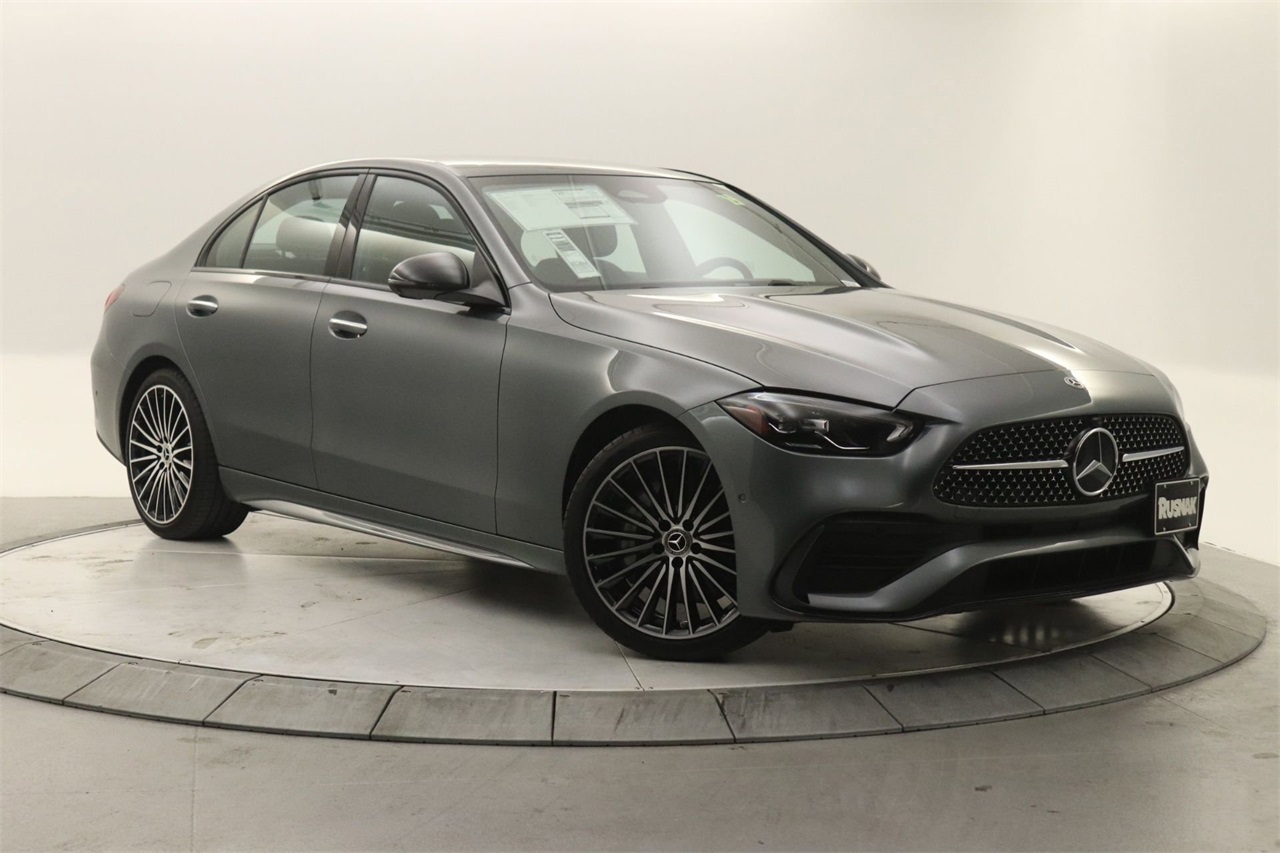 2025 Mercedes-Benz C-Class Sedan C 300's photo