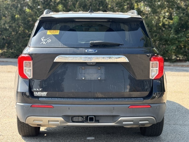 2021 Ford Explorer XLT photo 2