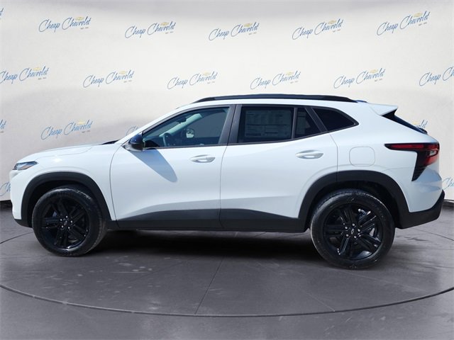 2026 Chevrolet Trax ACTIV photo 2