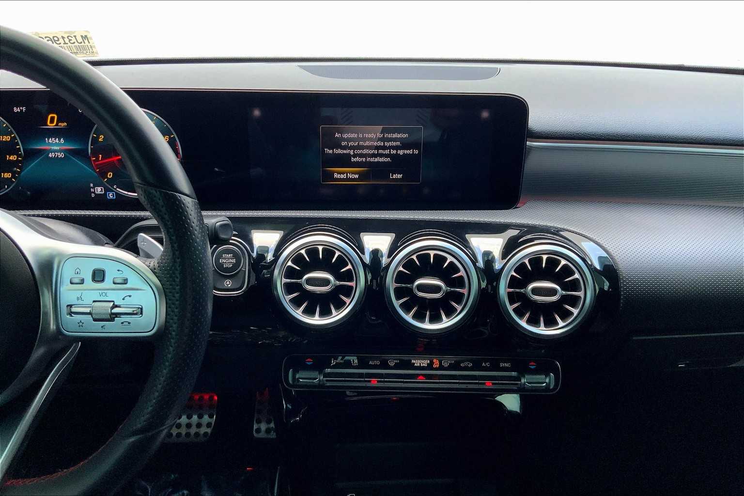 2021 Mercedes Benz A 220 photo 3