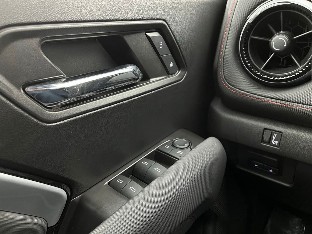 2024 Chevrolet Colorado Z71 photo 19