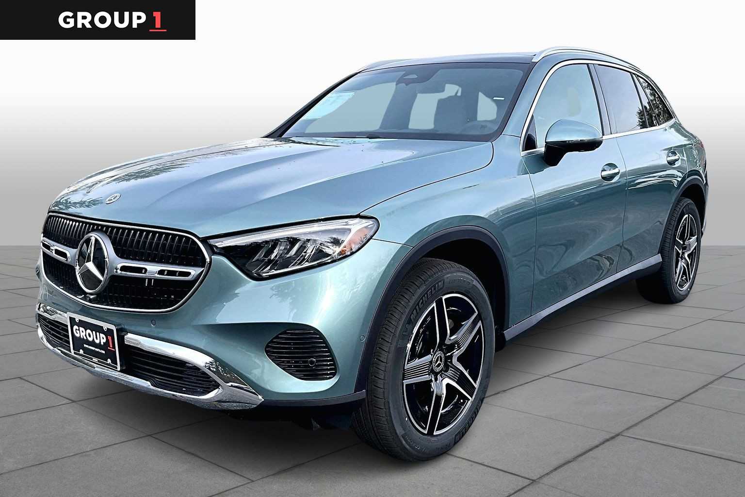 2026 Mercedes-Benz GLC Base's photo