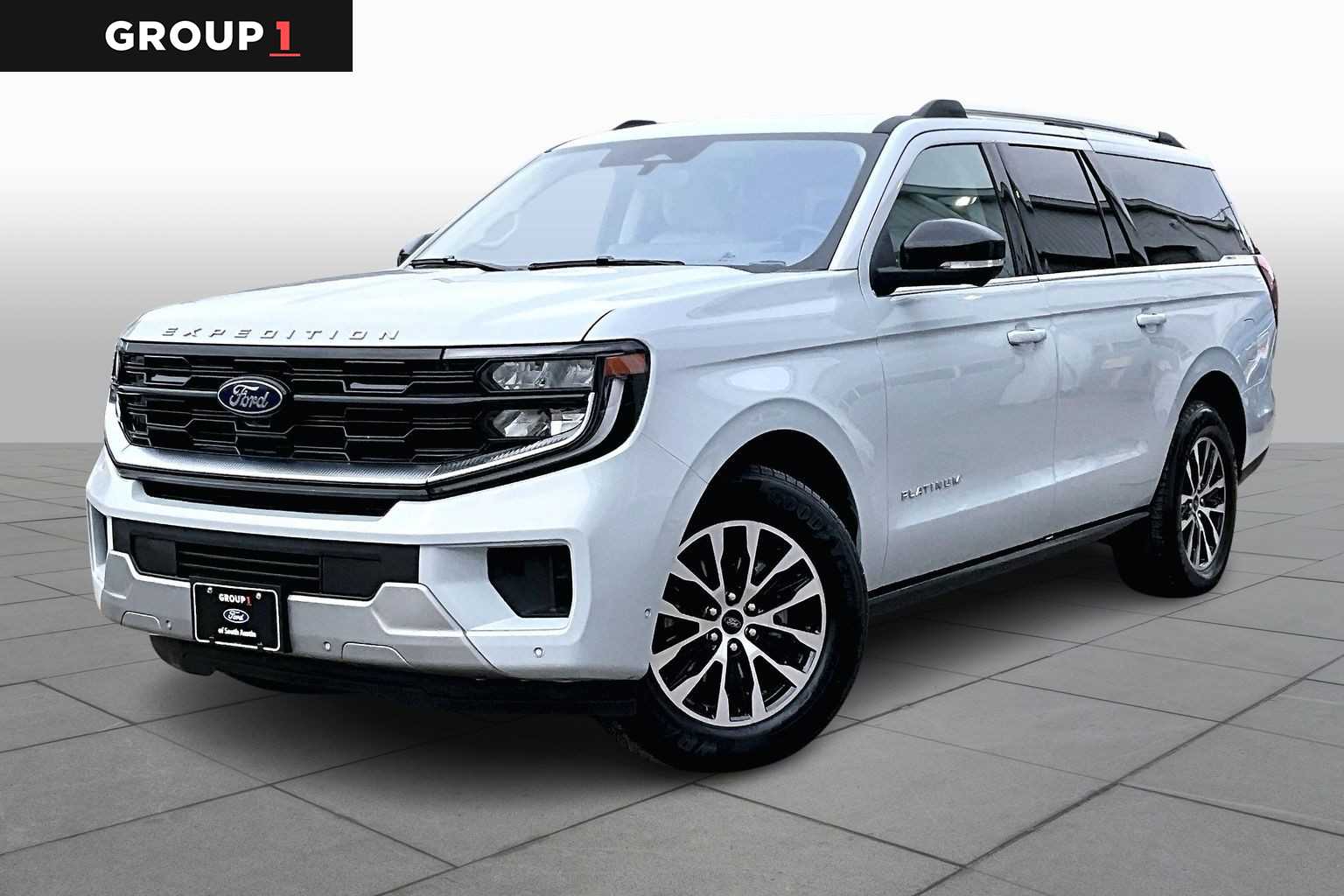 2025 Ford Expedition Platinum's photo
