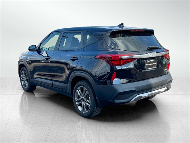 2023 Kia Seltos LX photo 5