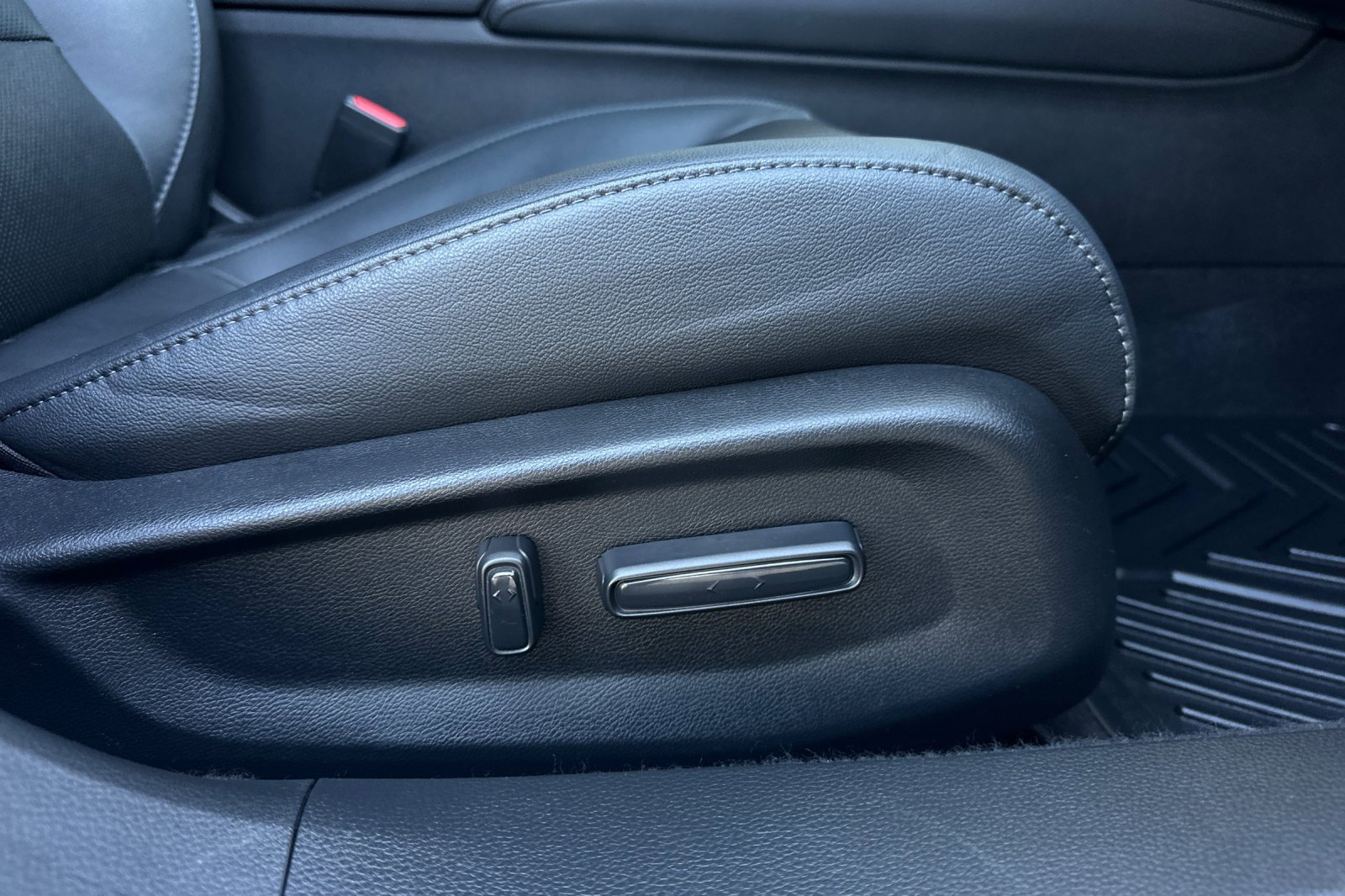 2019 Honda Accord EX-L photo 21