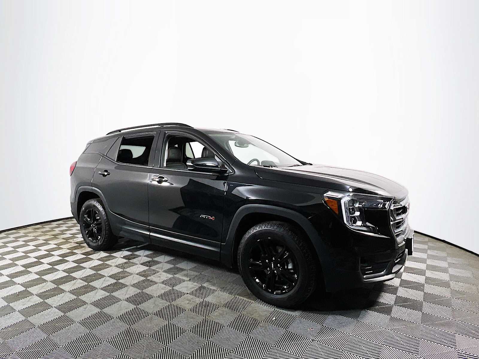 2022 Gmc Terrain AT4 photo 2