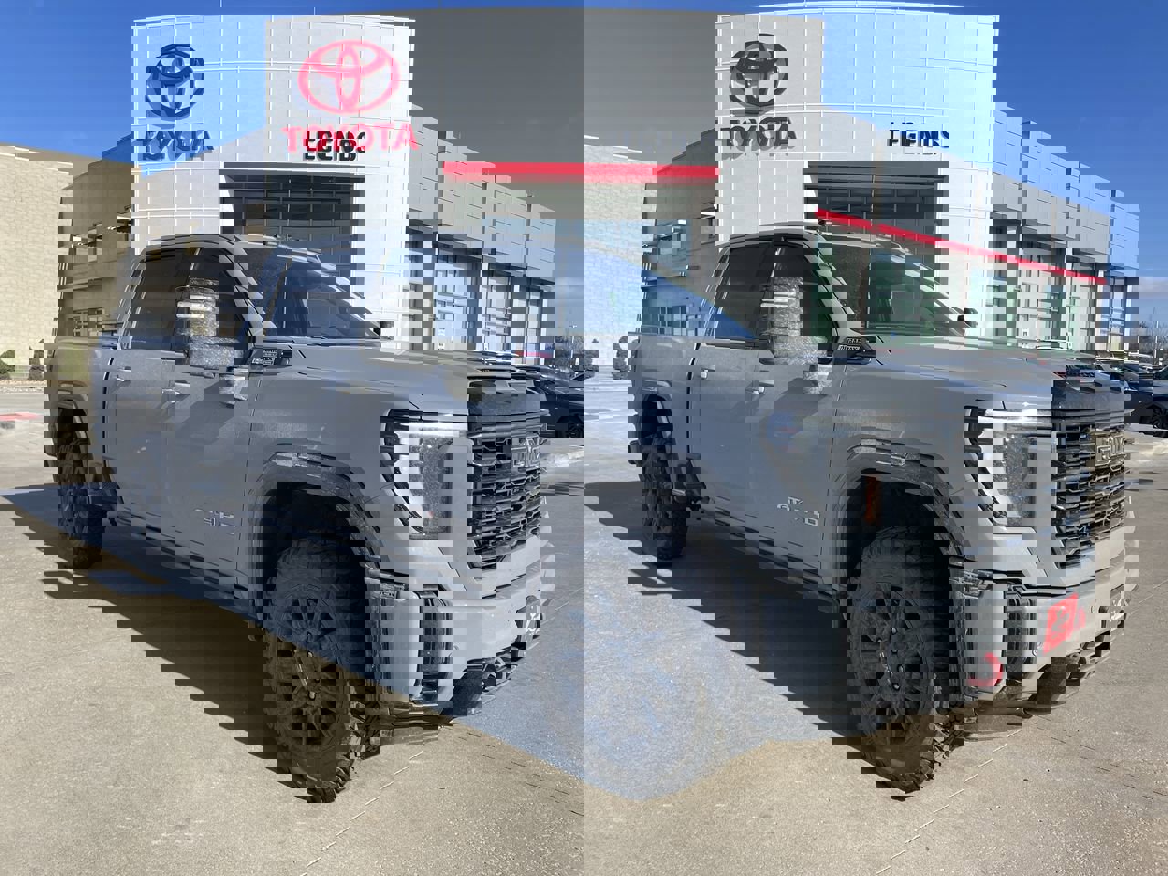 2025 GMC Sierra 2500HD AT4's photo