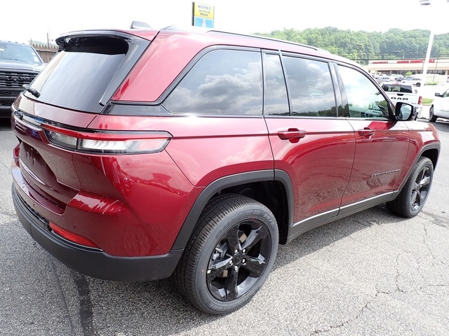 2025 Jeep Grand Cherokee Altitude X photo 3