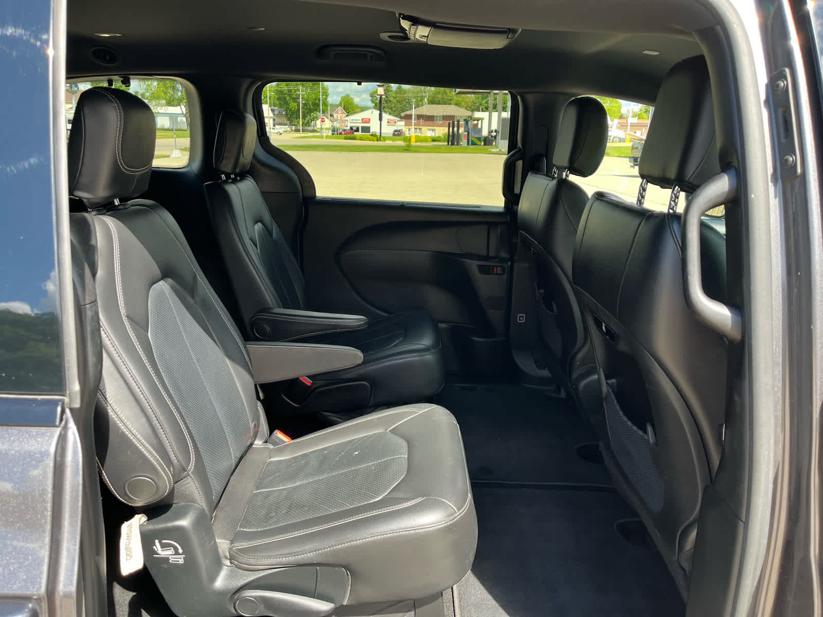2018 Chrysler Pacifica Touring L photo 14