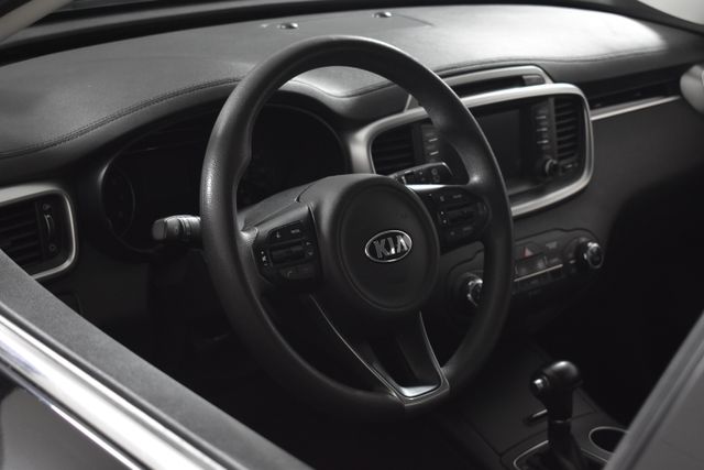 2018 Kia Sorento LX photo 15