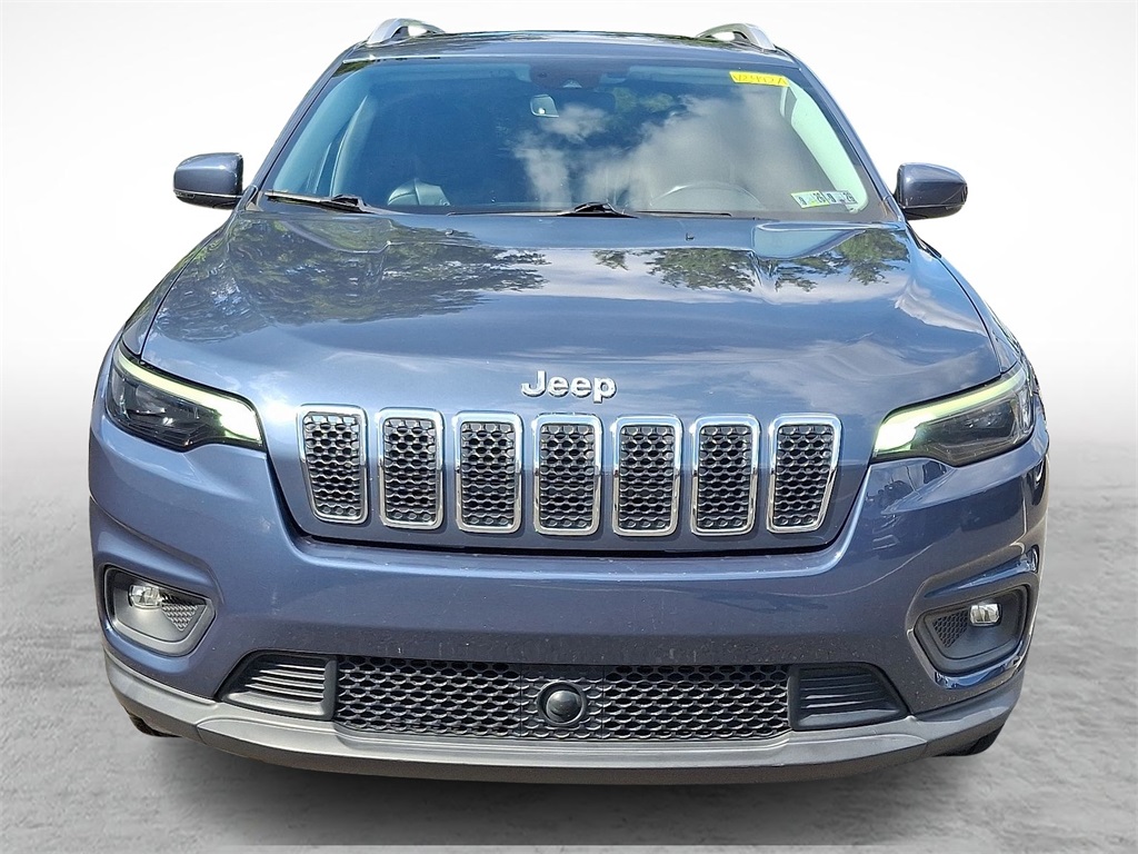 2021 Jeep Cherokee Latitude Lux photo 2