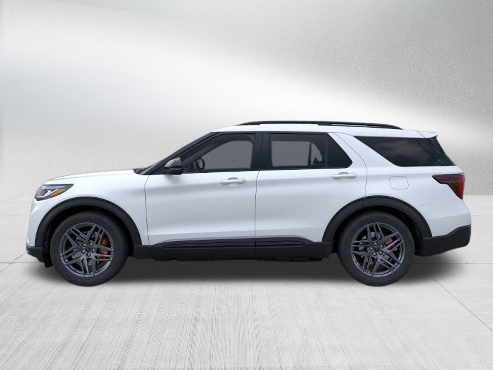 2025 Ford Explorer ST photo 5