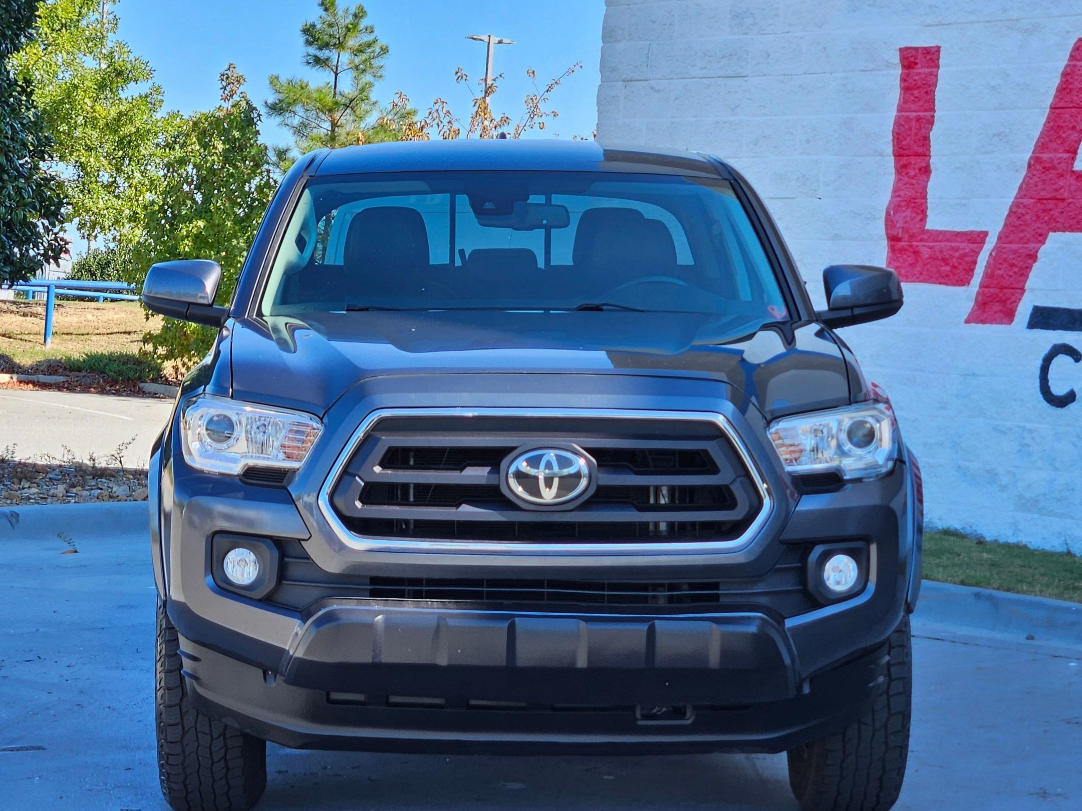Used 2021 Toyota Tacoma SR5 with VIN 3TMAZ5CN6MM159610 for sale in Little Rock