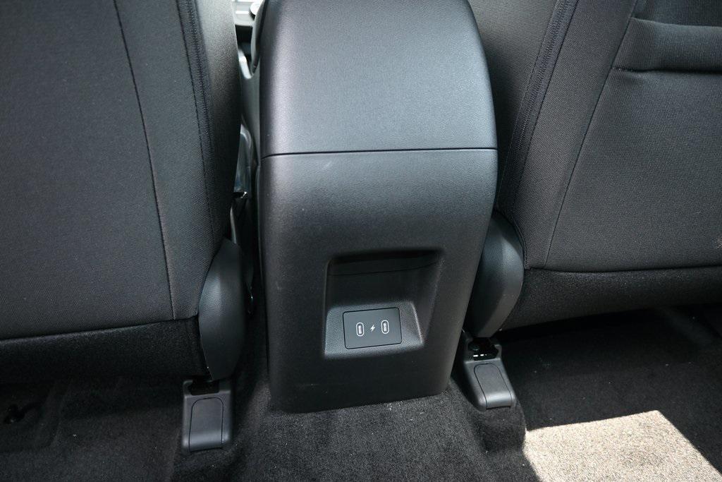 2025 Hyundai Tucson SE photo 8