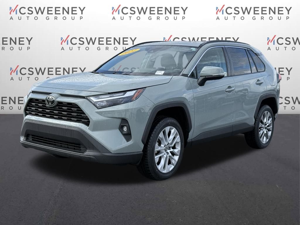 2022 Toyota RAV4 XLE Premium's photo