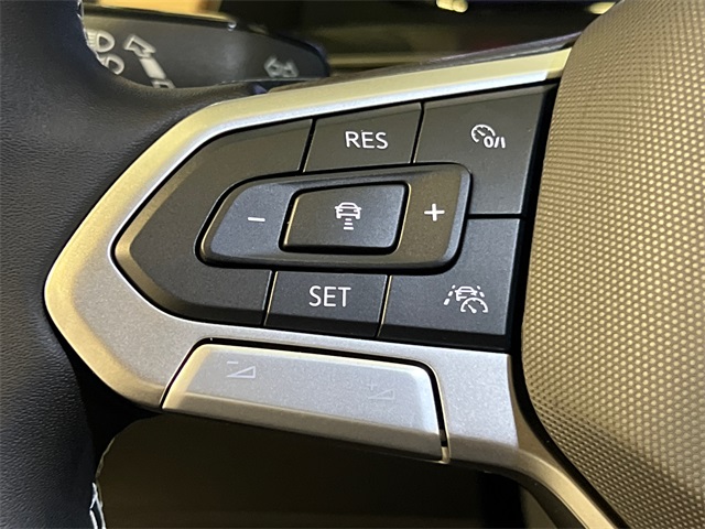 2026 Volkswagen Atlas SE Technology photo 14