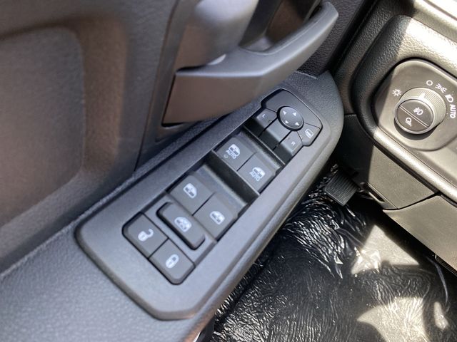 2025 Ram 2500 Tradesman photo 29