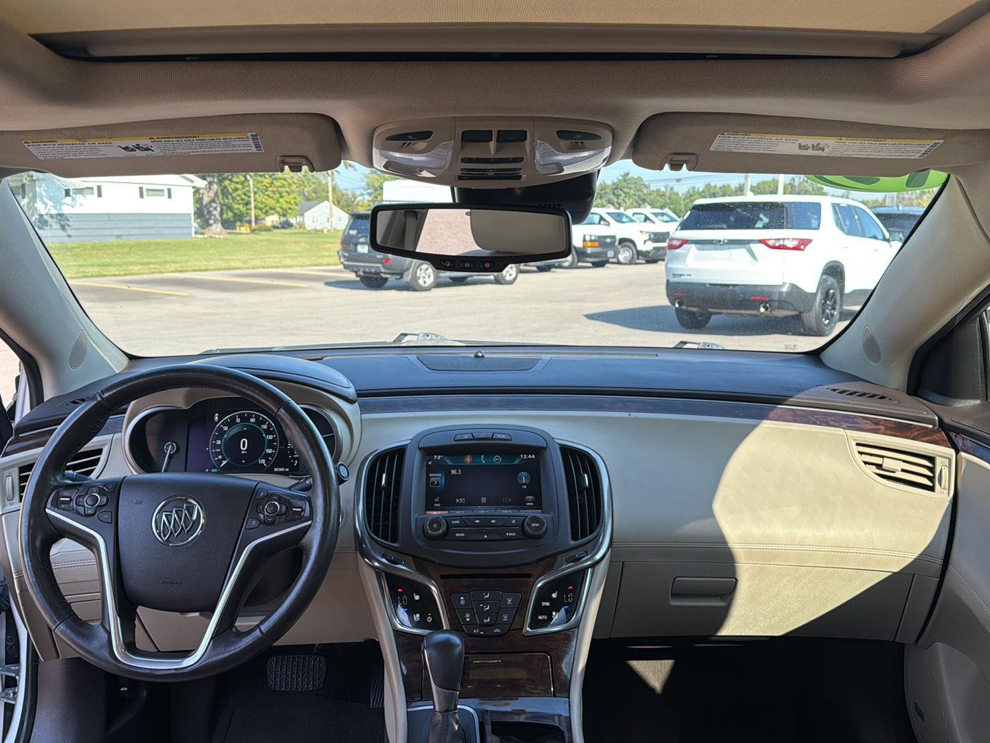 2015 Buick LaCrosse Premium II photo 3