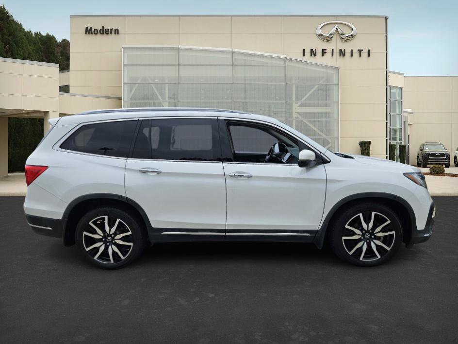 2022 Honda Pilot Touring photo 3