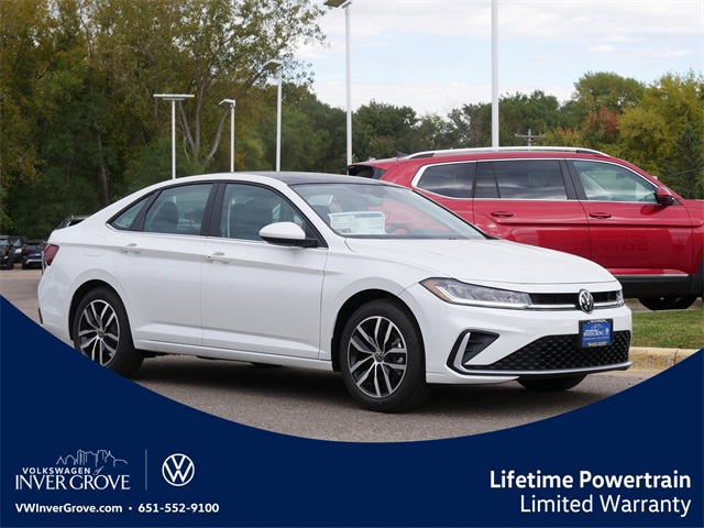 2025 Volkswagen Jetta SE's photo