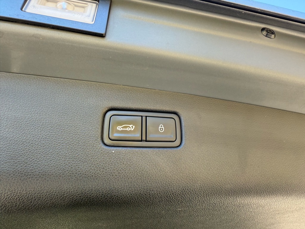 2023 Genesis GV70 Select Advanced 2.5T Sport Prestige photo 15