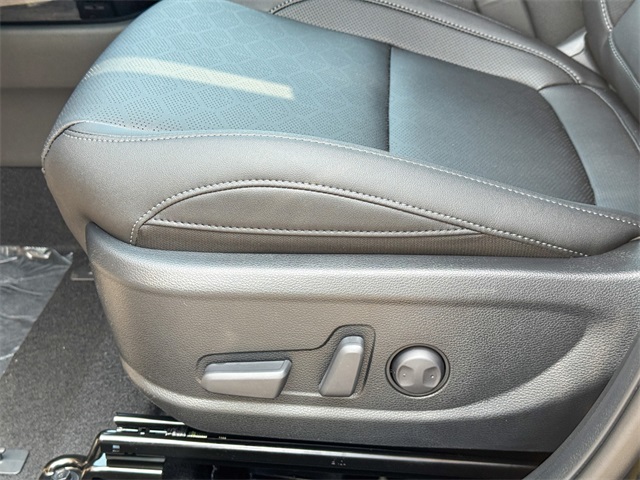 2026 Kia Seltos EX photo 15