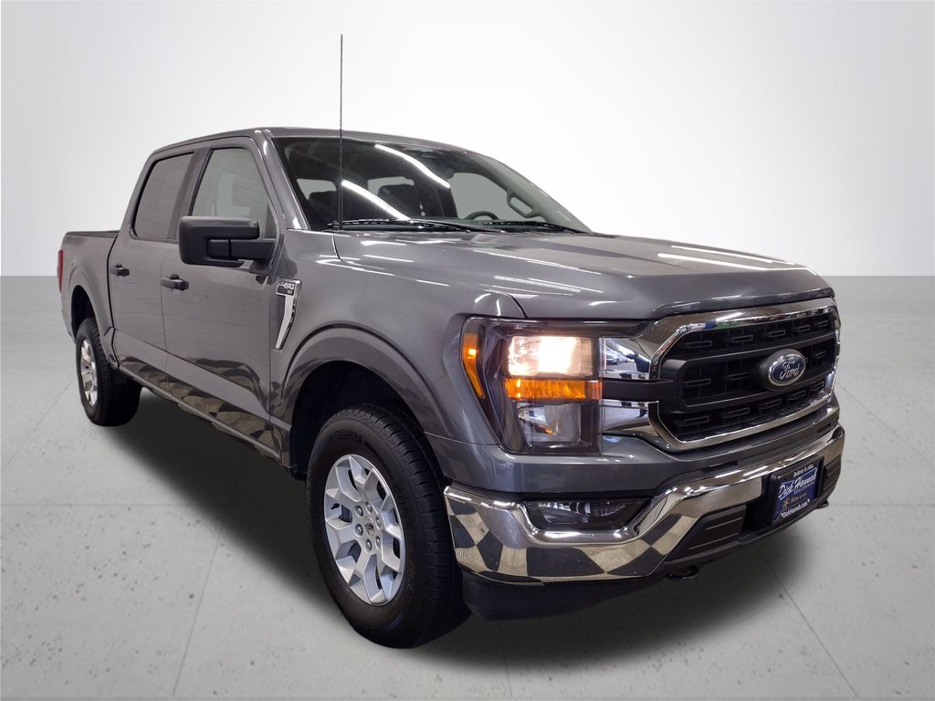 2023 Ford F-150 XLT photo 4