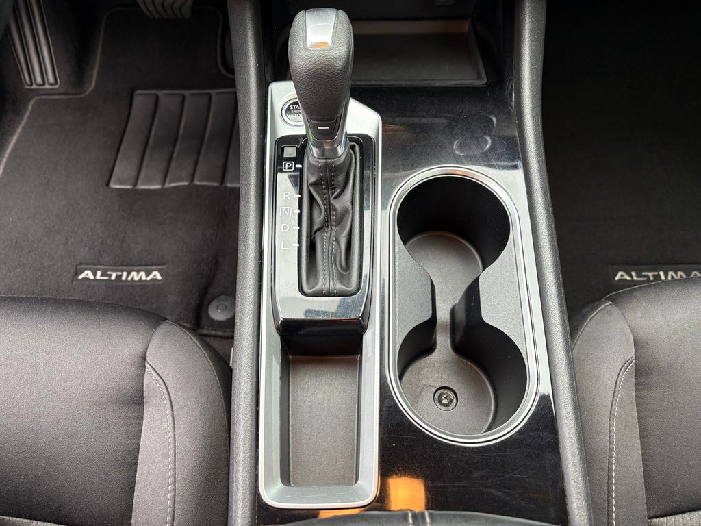 2024 Nissan Altima 2.5 SV photo 20