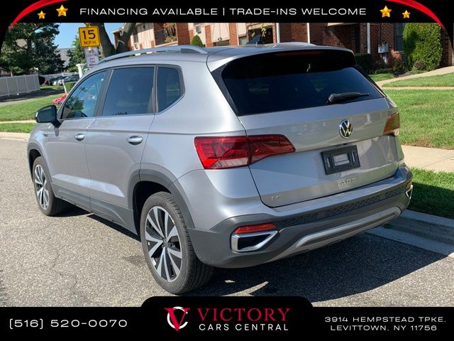 2023 Volkswagen Taos SE photo 4