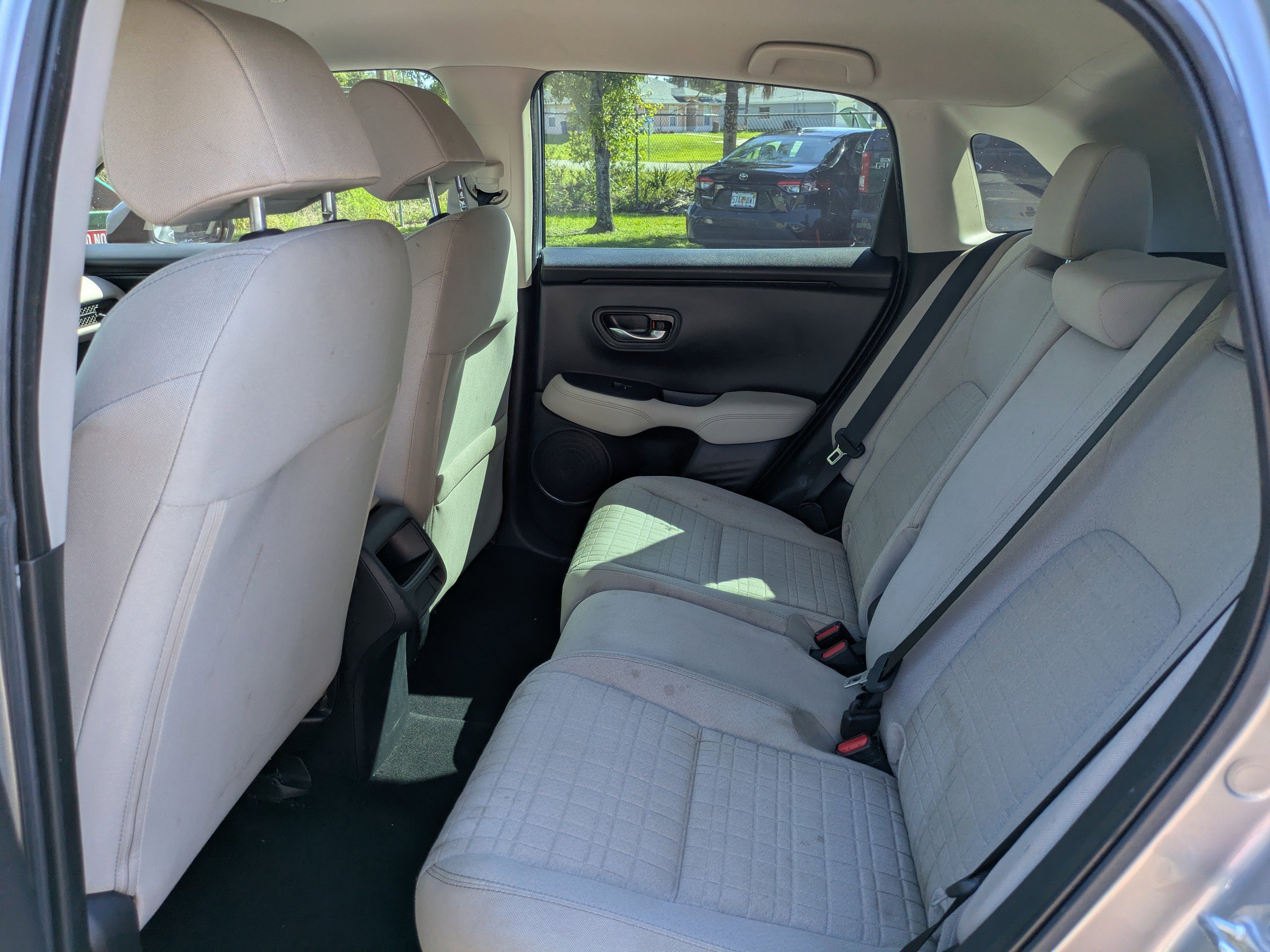 2024 Honda HR-V LX 2WD photo 2