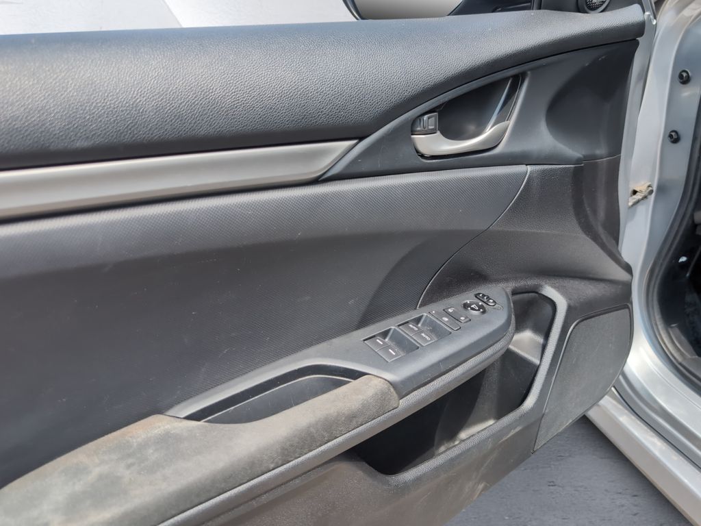 2019 Honda Civic Hatchback LX photo 12