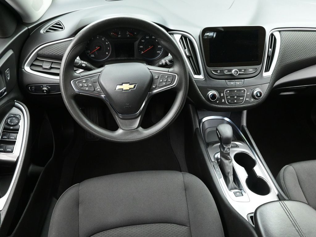 Image of Pre-Owned 2024 Chevrolet Malibu LT