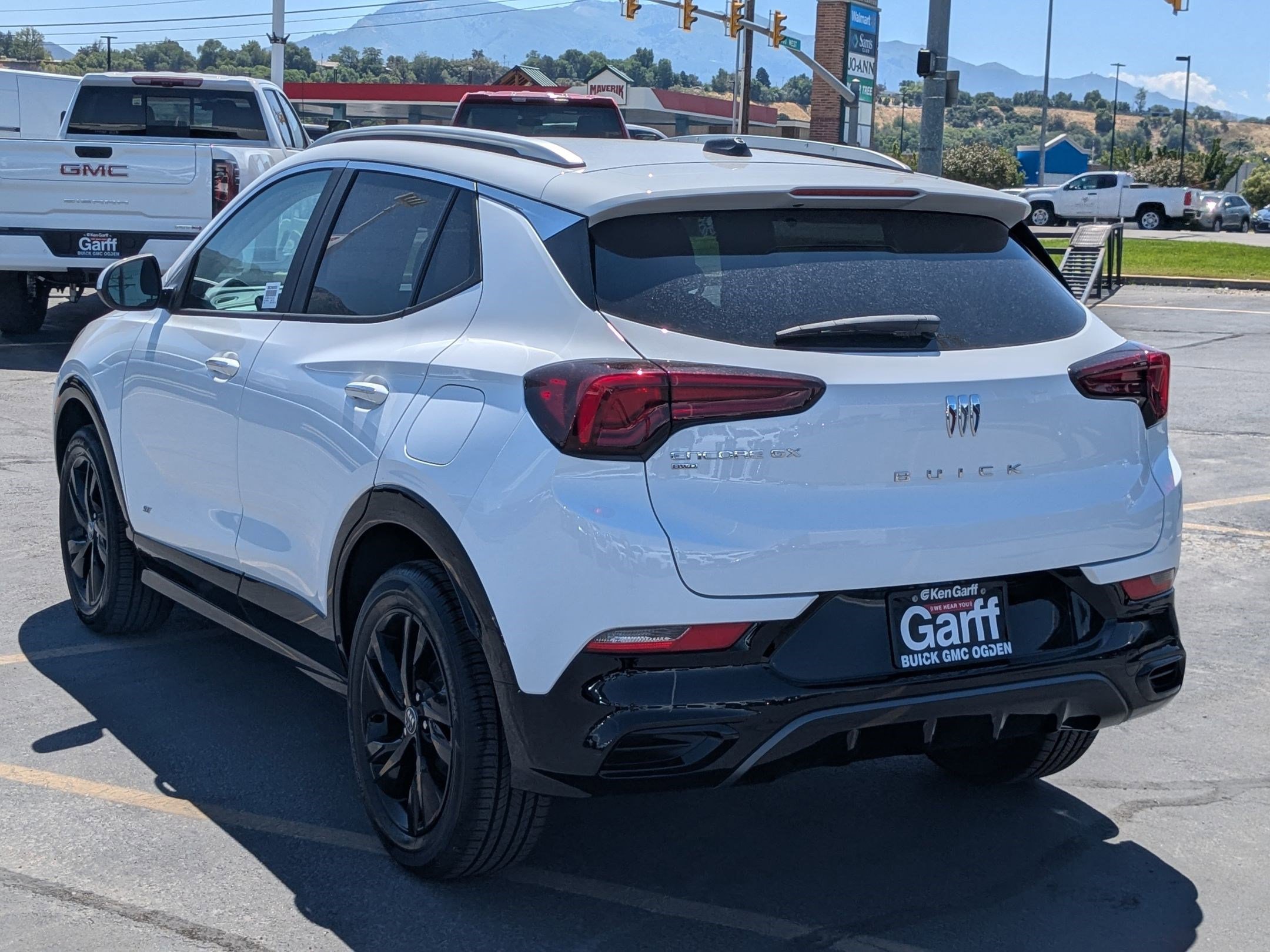 2026 Buick Encore GX Sport Touring photo 5