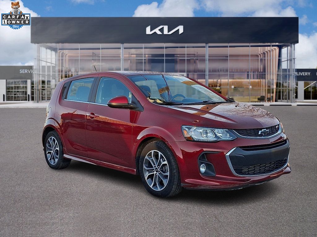 2018 Chevrolet Sonic LT's photo