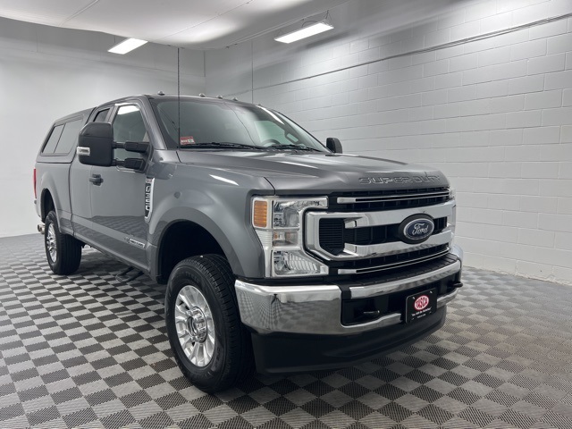 2022 Ford F-350 Super Duty XL's photo