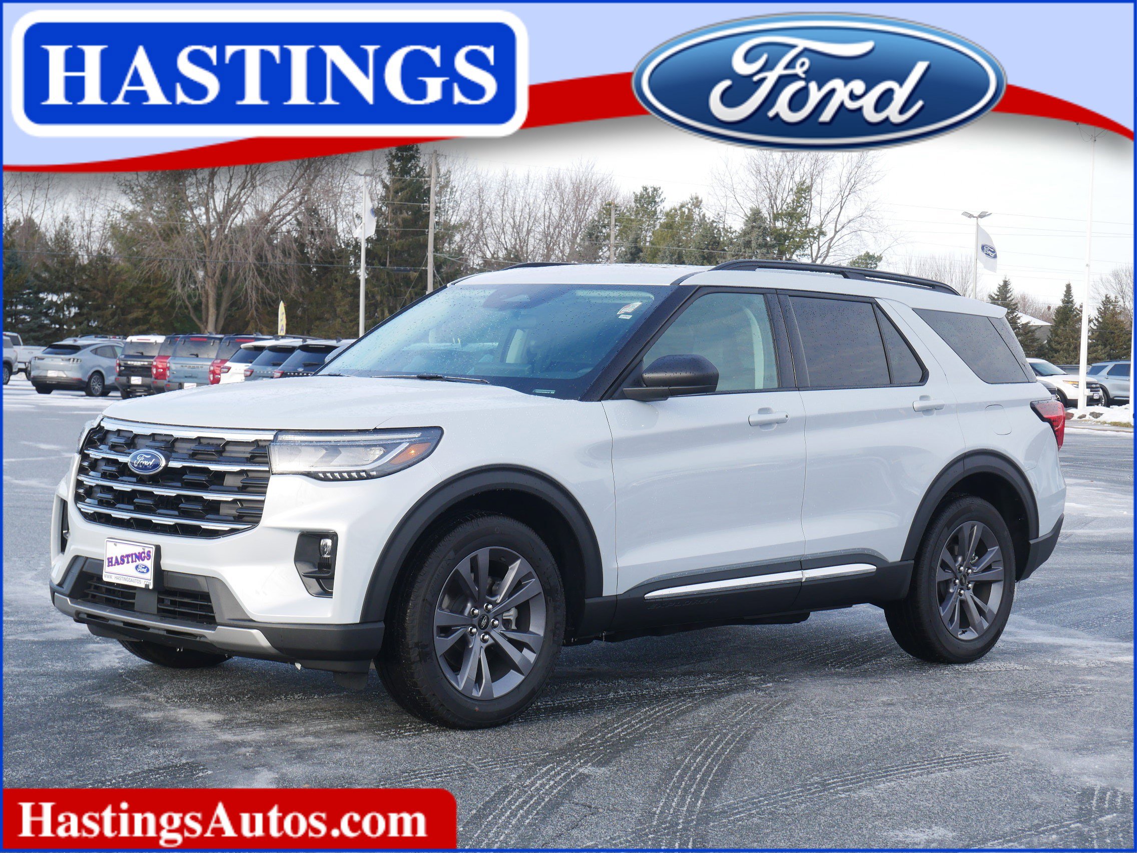 2025 Ford Explorer Active's photo
