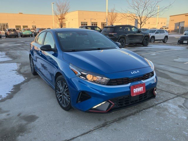 2023 Kia Forte GT-Line's photo