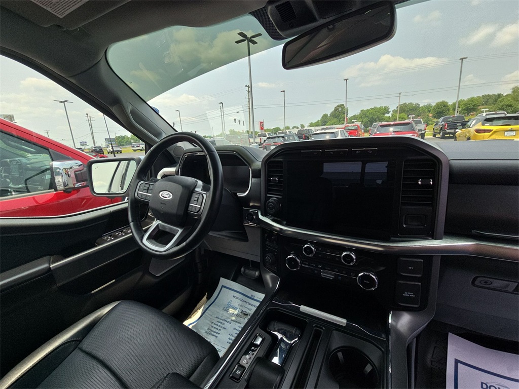 2022 Ford F-150 Lariat photo 11