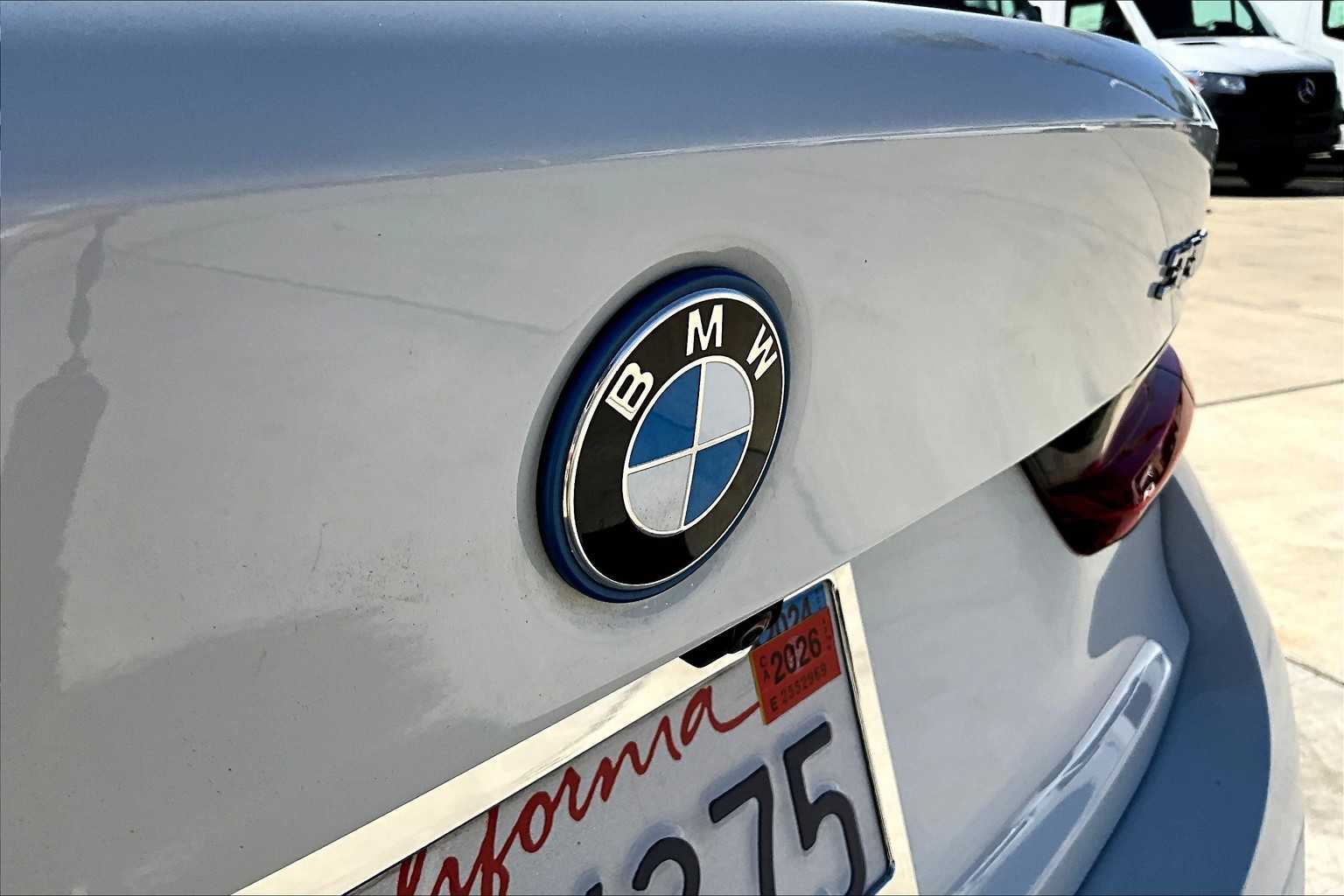 2023 Bmw 330e photo 29