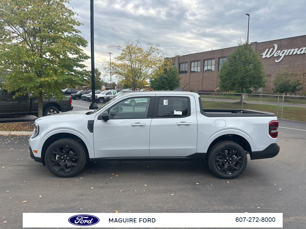 2025 Ford Maverick Lariat photo 8