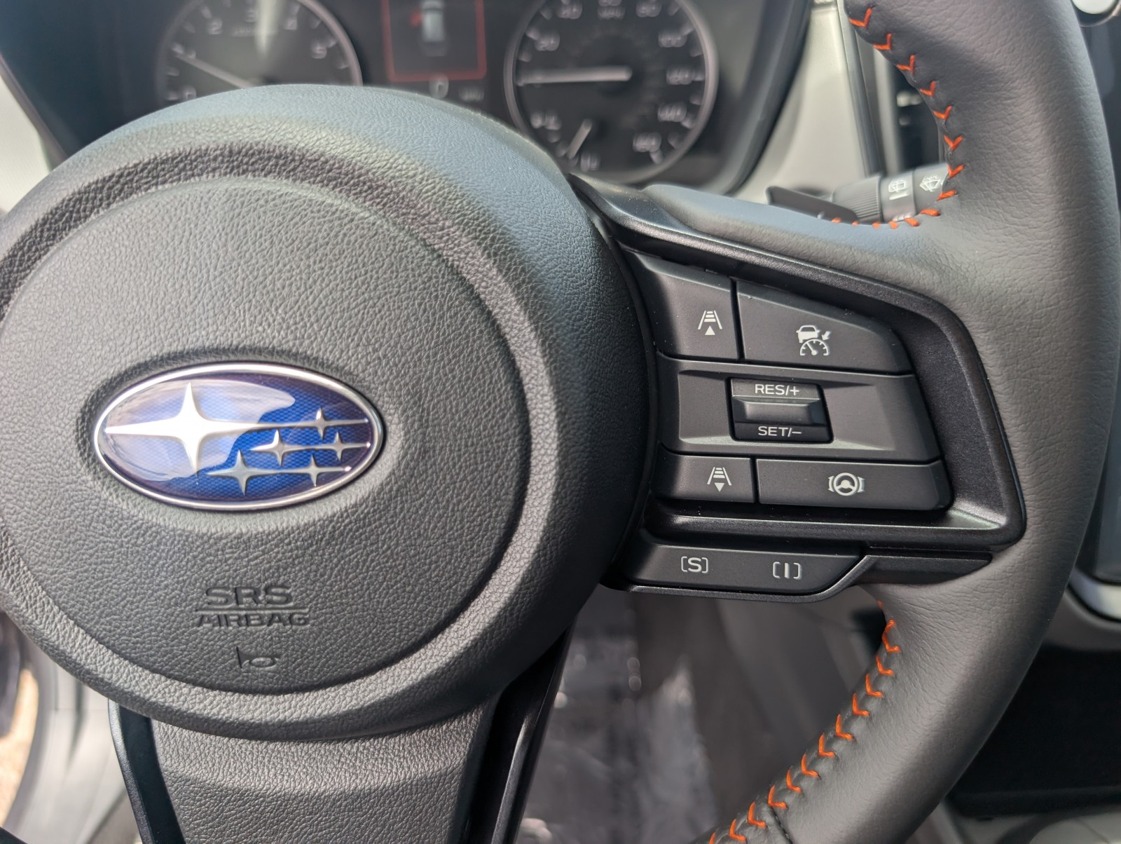 New 2025 MAGNEITE GRAY PEARL Subaru Limited image 16